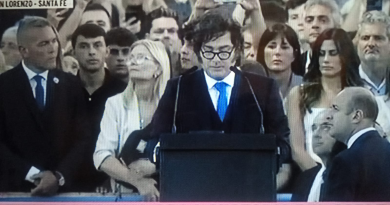 La polémica ideológica por el sable corvo de San Martín